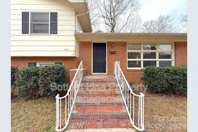 907 Bannister Place, Charlotte, NC 28213 - Photo 2