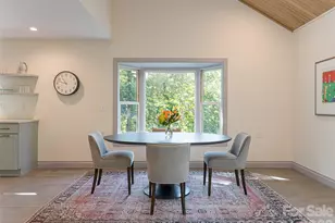 17 Beaverdam Ct, Asheville, NC 28804 - Photo 10