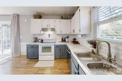 3052 Chestnut Road, Lincolnton, NC 28092 - Photo 2