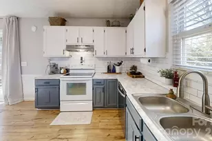 3052 Chestnut Rd, Lincolnton, NC 28092 - Photo 2