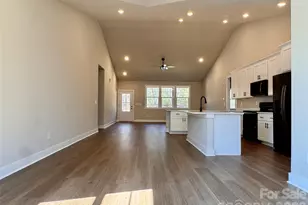 2426 Kimberly Ave, Morganton, NC 28655 - Photo 2