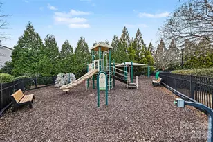 1310 Bershire Ln, Charlotte, NC 28262 - Photo 40