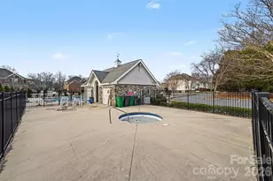 1310 Bershire Ln, Charlotte, NC 28262 - Photo 44