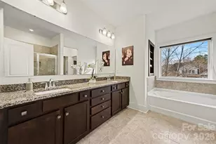 1310 Bershire Ln, Charlotte, NC 28262 - Photo 20