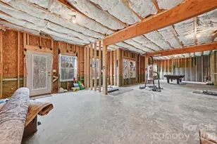 1310 Bershire Ln, Charlotte, NC 28262 - Photo 30