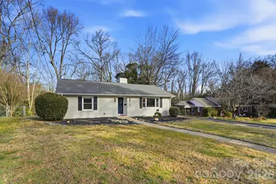 931 Hickory Nut Street, Charlotte, NC 28205 - Photo 2