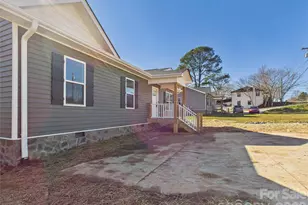 2960 US 70 Hwy, Connelly Springs, NC 28612 - Photo 6