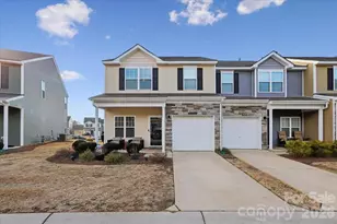 15249 Wrights Crossing Dr, Charlotte, NC 28278 - Photo 4