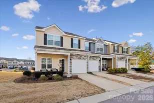 15249 Wrights Crossing Dr, Charlotte, NC 28278 - Photo 2