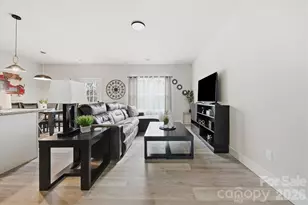 1346 39th St Cir SW, Hickory, NC 28602 - Photo 8