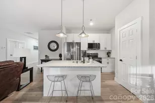 1346 39th St Cir SW, Hickory, NC 28602 - Photo 4