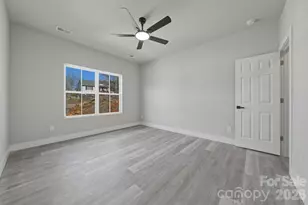 1225 39th St Cir SW, Hickory, NC 28602 - Photo 12