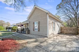 41 Selma Dr, Mooresville, NC 28115 - Photo 2