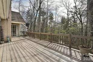 27 Cedar Summit Rd, Asheville, NC 28803 - Photo 24