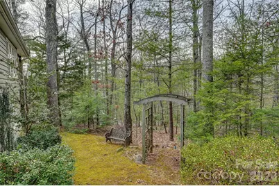 27 Cedar Summit Road, Asheville, NC 28803 - Photo 22