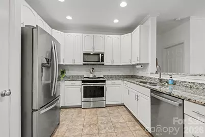 1000 E Woodlawn Road #208, Charlotte, NC 28209 - Photo 8