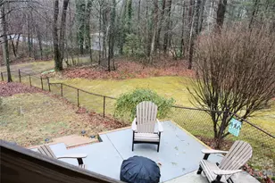 100 Ridgeview Dr, Hendersonville, NC 28792 - Photo 12