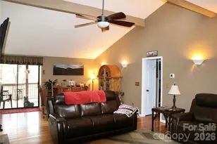 100 Ridgeview Dr, Hendersonville, NC 28792 - Photo 2