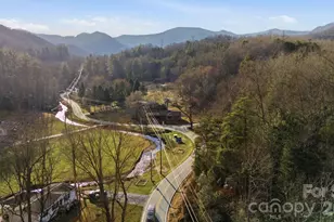 504 Greens Creek Rd, Sylva, NC 28779 - Photo 6