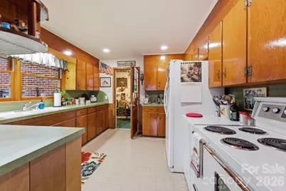 504 Greens Creek Road, Sylva, NC 28779 - Photo 8