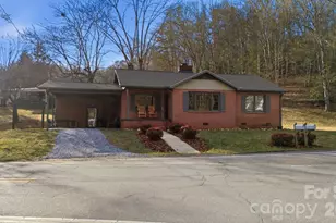 504 Greens Creek Rd, Sylva, NC 28779 - Photo 2