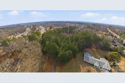 16716 Watermelon Lane, Charlotte, NC 28278 - Photo 4