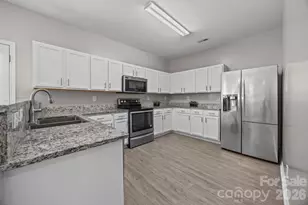 11014 Chrudan Dr, Charlotte, NC 28262 - Photo 8