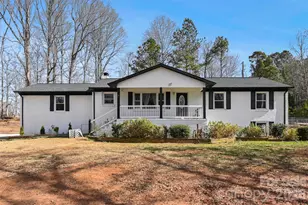 135 Old Gregory Ln, Lancaster, SC 29720 - Photo 2
