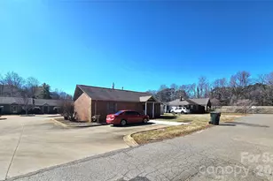 700 Battleground Ct, Kings Mountain, NC 28086 - Photo 8