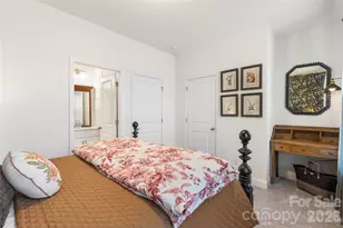 318 Simeon Dr, Charlotte, NC 28208 - Photo 38