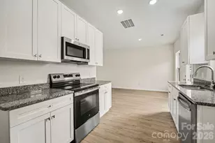 1729 Cloaninger Ave, Statesville, NC 28625 - Photo 8