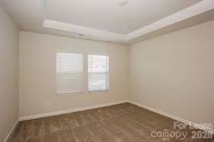 4015 Honey Locust Dr, Charlotte, NC 28215 - Photo 8