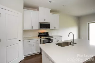 4015 Honey Locust Drive, Charlotte, NC 28215 - Photo 6