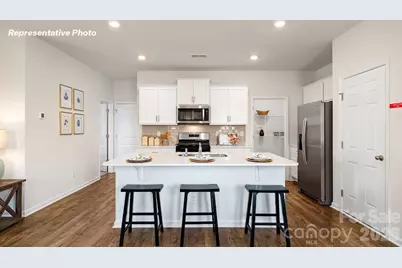 6617 Barcelona Way, Charlotte, NC 28214 - Photo 4