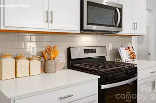 1007 Two Brothers Ln, York, SC 29745 - Photo 8