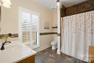 18212 Tayport Dr, Charlotte, NC 28278 - Photo 24