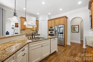 932 Thorn Ridge Ln, Clover, SC 29710 - Photo 10
