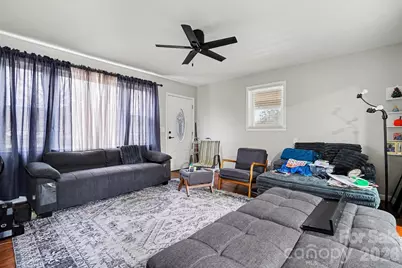 1725 26th Street NE, Hickory, NC 28601 - Photo 4