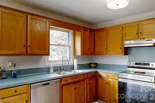 2507 Otis Dellinger Rd, Lincolnton, NC 28092 - Photo 12