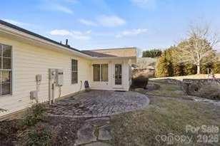 32 Stone House Rd, Hendersonville, NC 28739 - Photo 26