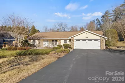 32 Stone House Road, Hendersonville, NC 28739 - Photo 2