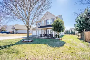 133 Altondale Dr, Statesville, NC 28625 - Photo 2