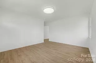 357 Barnes St, Rock Hill, SC 29730 - Photo 4