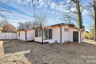 732 Aintree Rd, Charlotte, NC 28215 - Photo 38