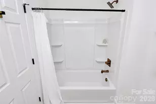 732 Aintree Rd, Charlotte, NC 28215 - Photo 26