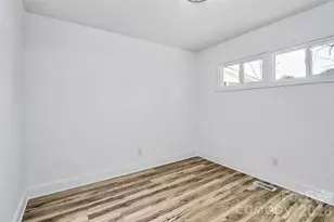 732 Aintree Rd, Charlotte, NC 28215 - Photo 34