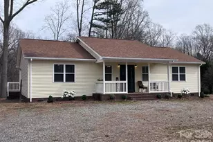 211 Honeycutt Rd, Troutman, NC 28166 - Photo 1