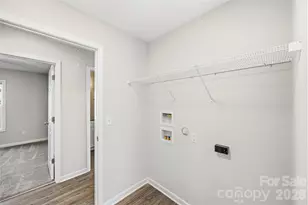 369 Blanche Cir, Rock Hill, SC 29730 - Photo 4