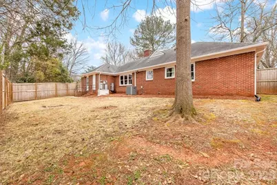 818 Eaglewood Avenue, Charlotte, NC 28212 - Photo 38