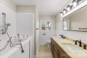 818 Eaglewood Ave, Charlotte, NC 28212 - Photo 30